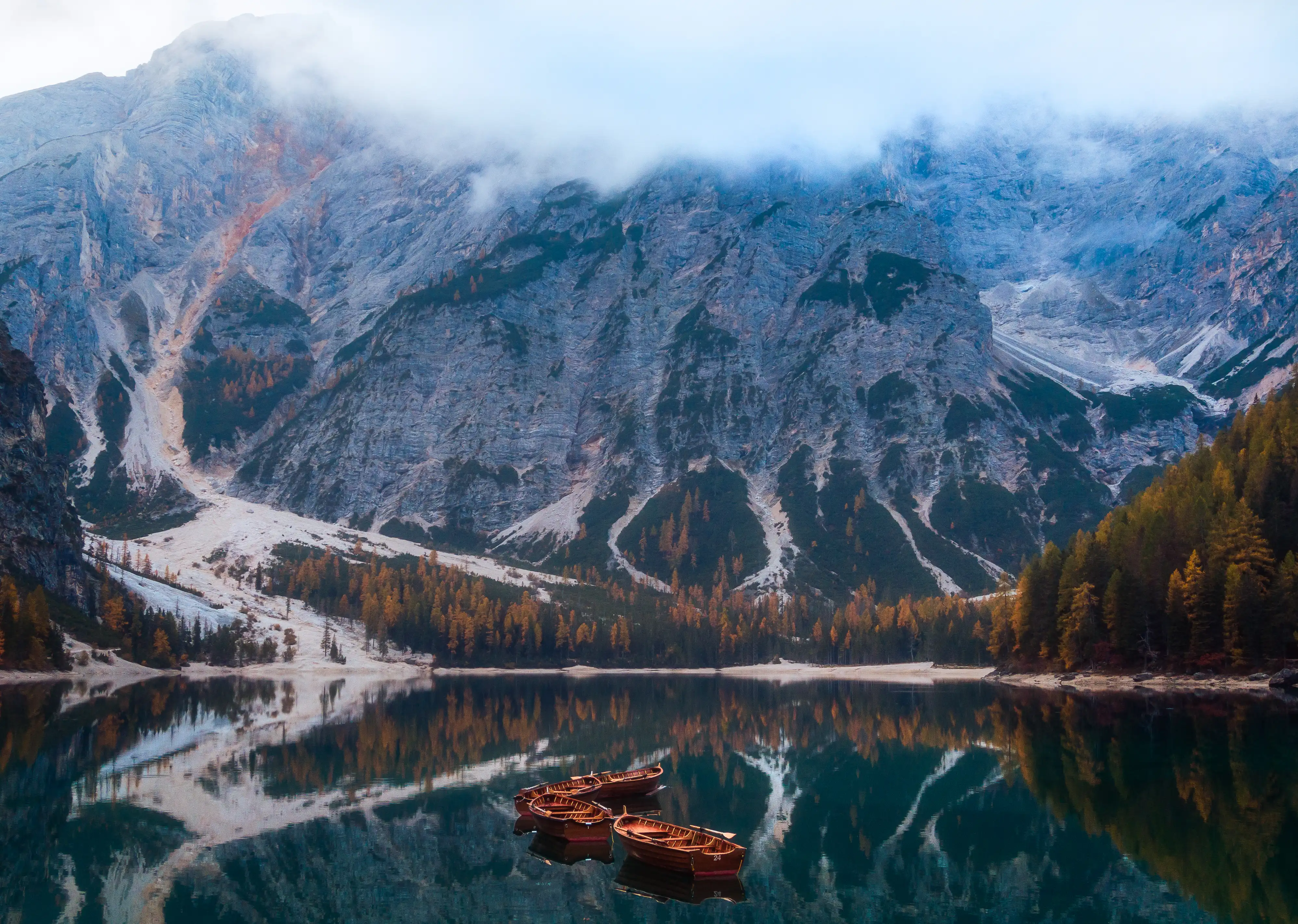 Lago Di Braies photography 1