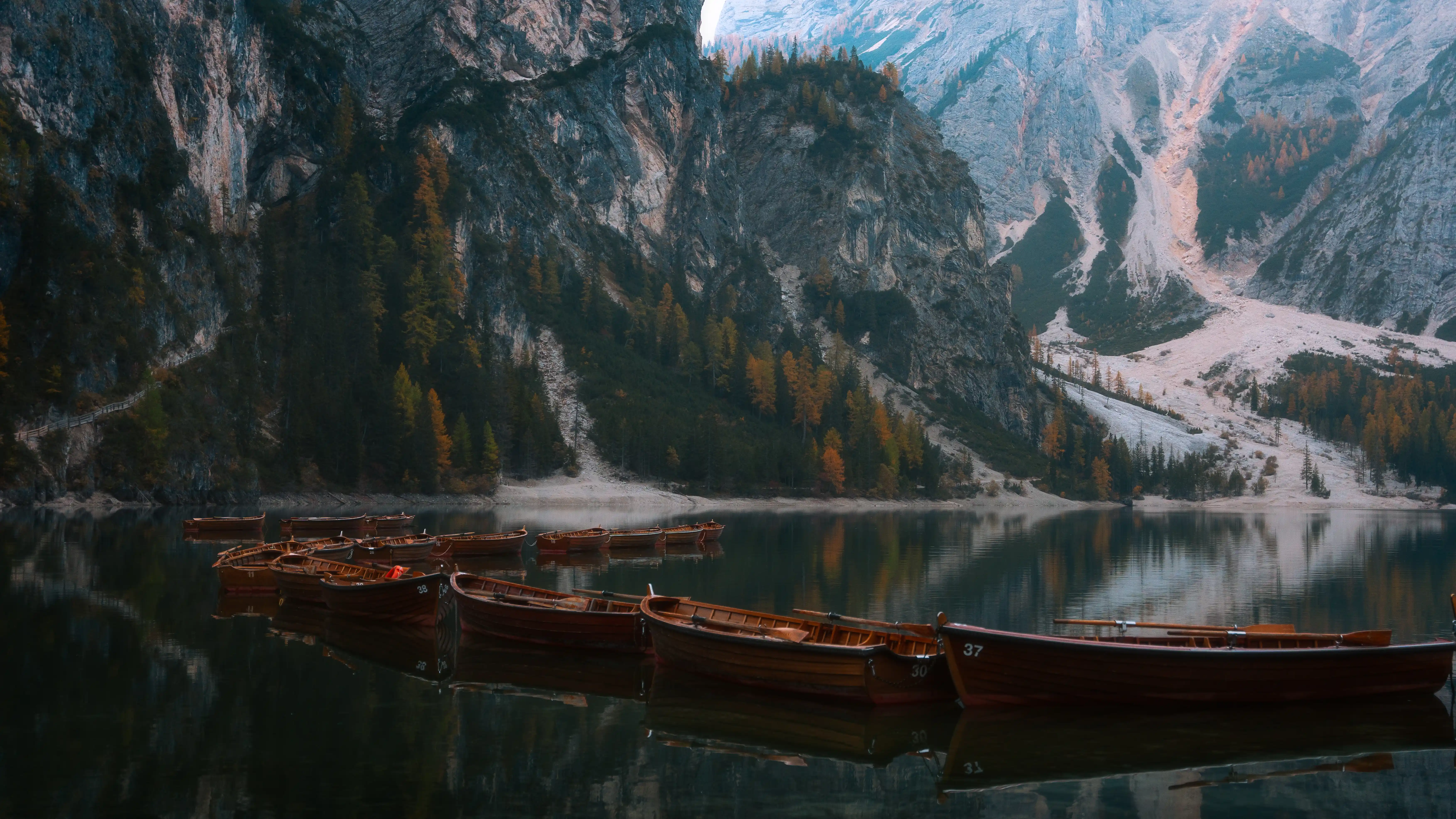 Lago Di Braies photography 5